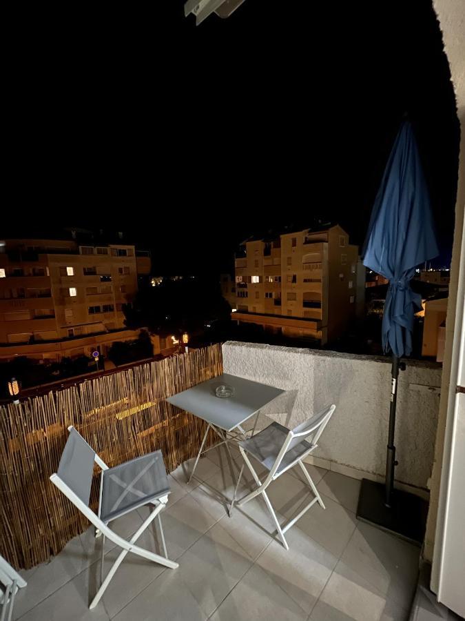 Superbe Appartement A Proximite Plage Et Port آجد المظهر الخارجي الصورة